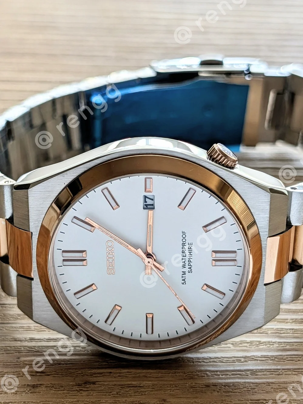 40mm White Seiko Two-Tone Stainless Steel Men's Mod Dress Watch Sapphire